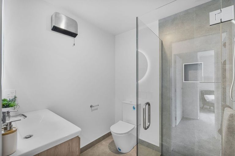 Photo of property in 76a Quinns Road, Shirley, Christchurch, 8013