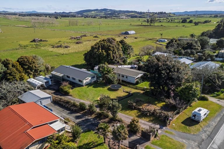Photo of property in 137 Marsden Point Road, Ruakaka, 0116