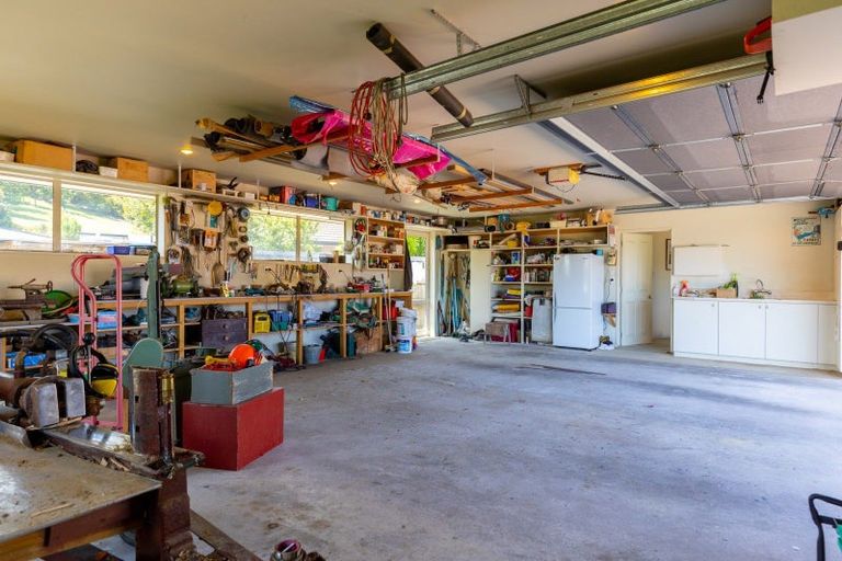 Photo of property in 32 Admiralty Place, Waikawa, Picton, 7220