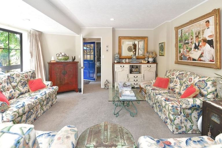 Photo of property in 14a Motuora Road, Manly, Whangaparaoa, 0930