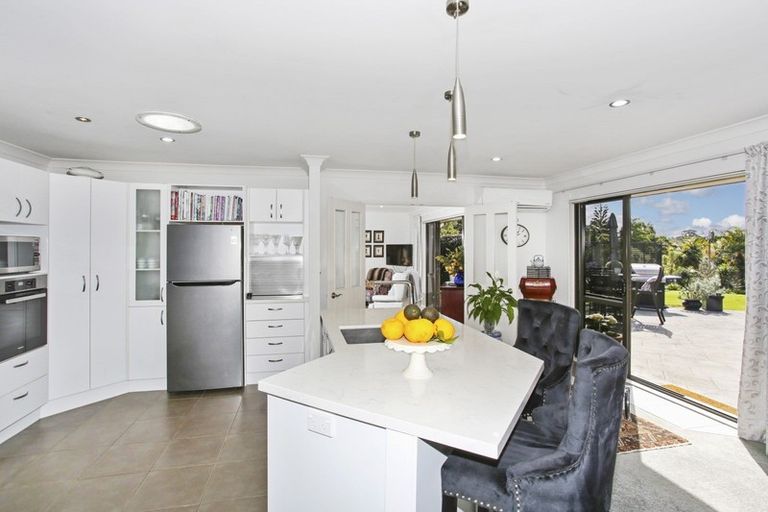 Photo of property in 112e Victoria Avenue, Waiuku, 2123