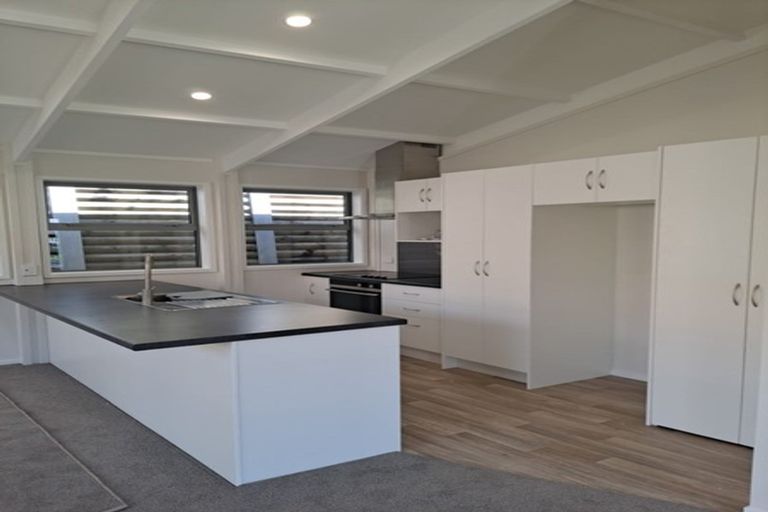 Photo of property in 64/62 Seaview Road, Marfell, New Plymouth, 4310