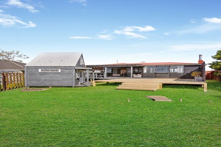 Photo of property in 18 Prangley Avenue, Mangere, Auckland, 2022