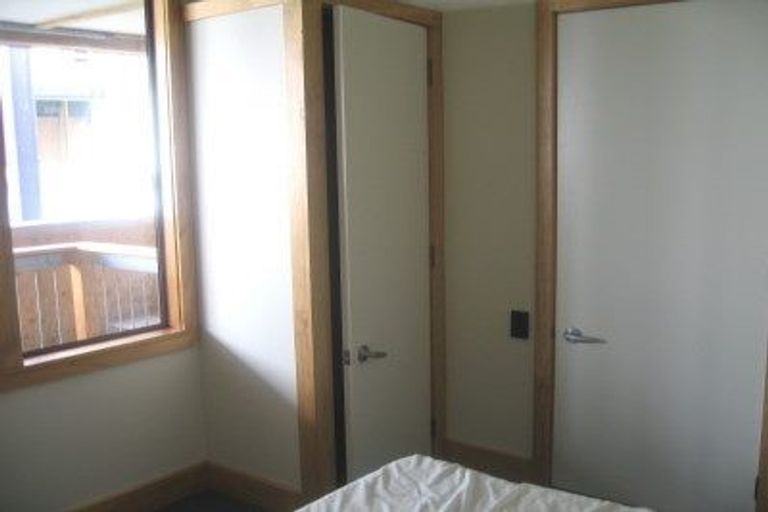 Photo of property in 227/6 Left Bank, Te Aro, Wellington, 6011