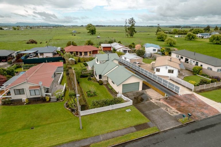 Photo of property in 27 Raratuna Street, Turua, 3574