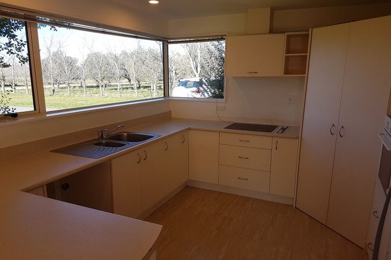 Photo of property in 321p Georges Road, Glasnevin, Amberley, 7482