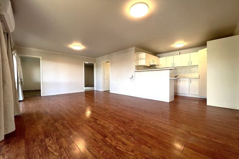 Photo of property in 7 Mcfetridge Place, Hillcrest, Auckland, 0627