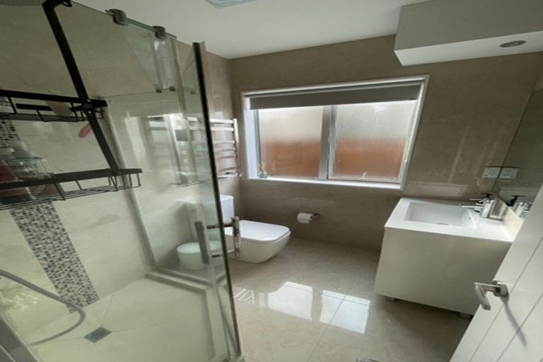 Photo of property in 25 Castlebane Drive, Flat Bush, Auckland, 2019