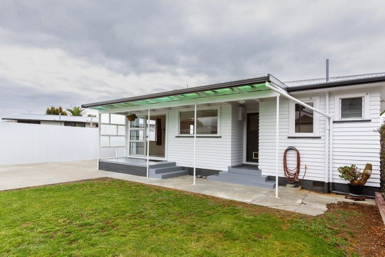 Photo of property in 19 Harold Holt Avenue, Onekawa, Napier, 4110