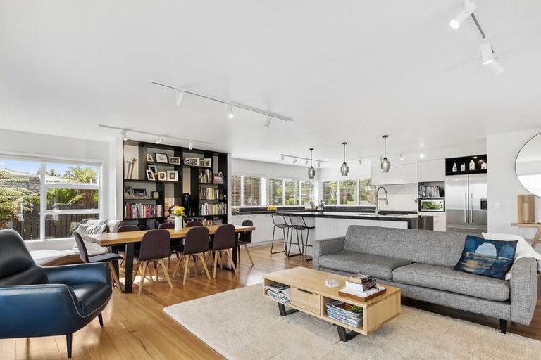 Photo of property in 22 Rostrevor Place, Tihiotonga, Rotorua, 3015