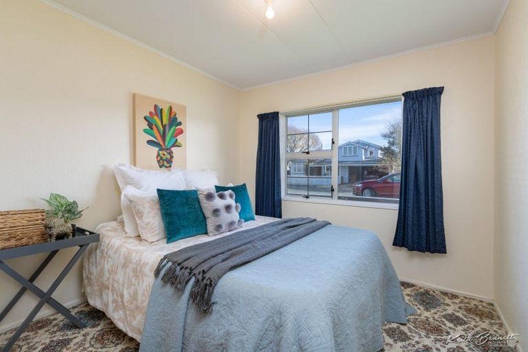 Photo of property in 1/14 Fuller Grove, Woburn, Lower Hutt, 5010