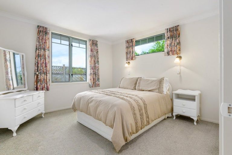 Photo of property in 12 Bryce Street, Cambridge, 3434