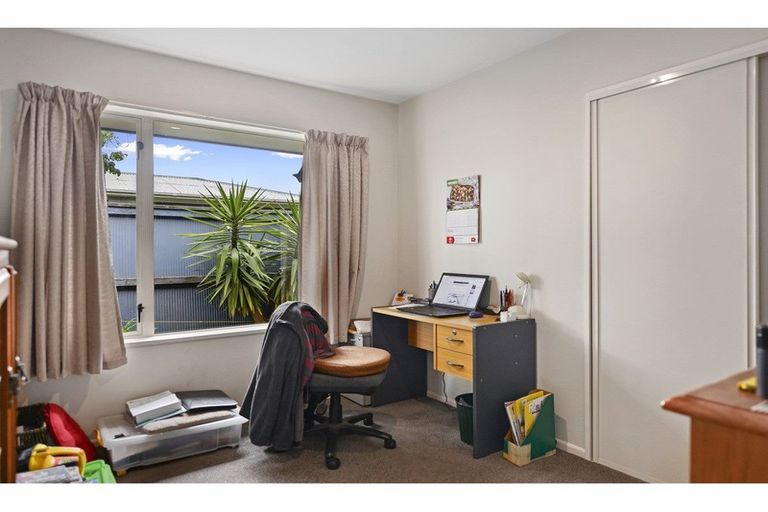 Photo of property in 64a Balcairn Street, Halswell, Christchurch, 8025