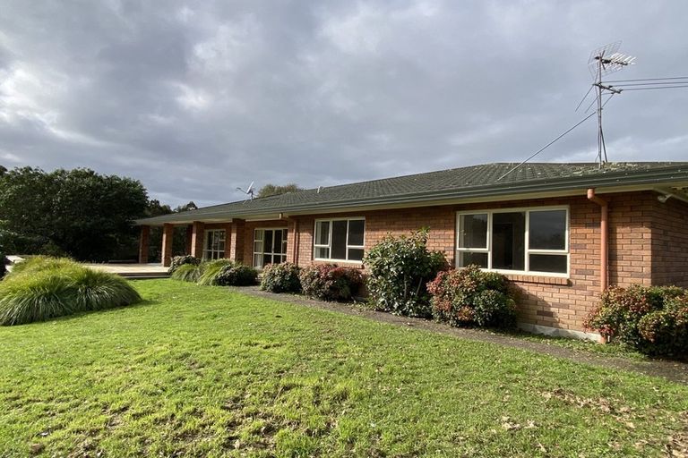 Photo of property in 67 Riverhead Road, Kumeu, 0810