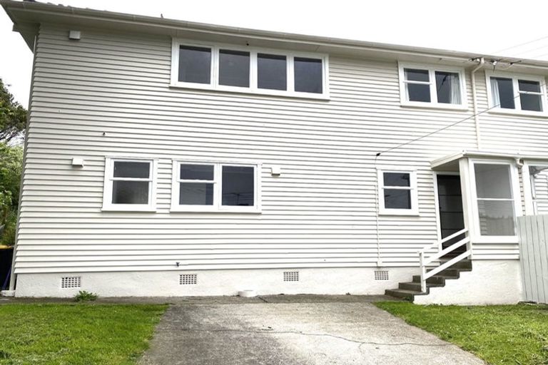 Photo of property in 67 Tremewan Street, Tawa, Wellington, 5028