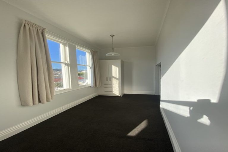 Photo of property in 131 Wallace Street, Mount Cook, Wellington, 6021