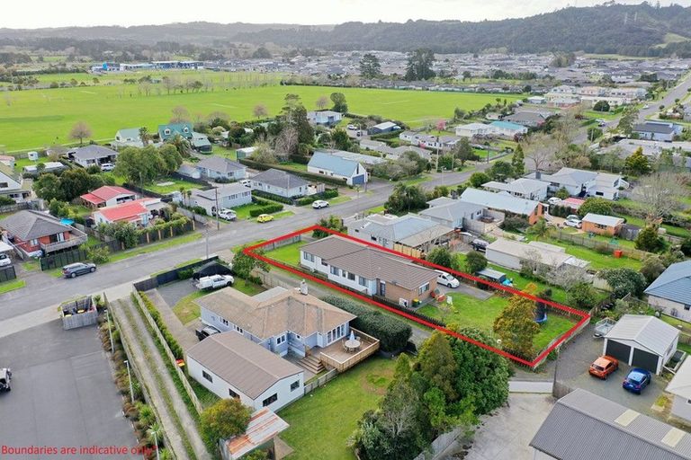 Photo of property in 9 Tapu Road, Huapai, Kumeu, 0810