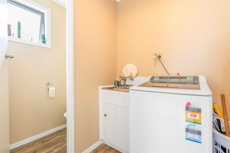 Photo of property in 10 Lauder Crescent, Heidelberg, Invercargill, 9812