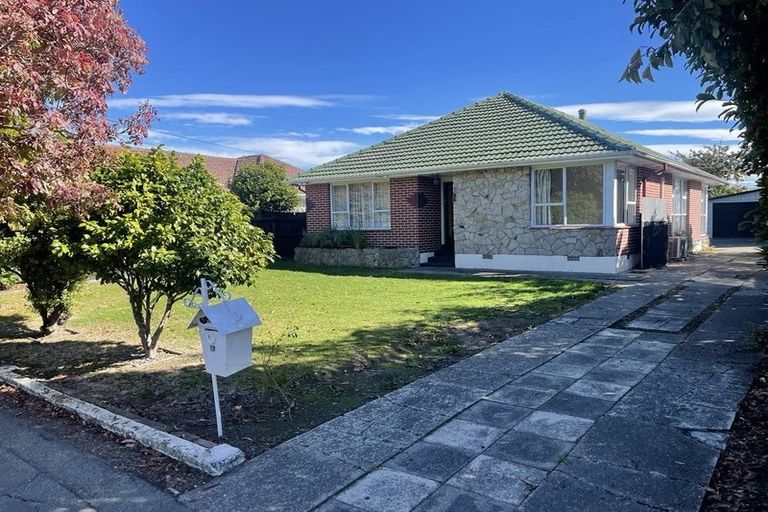 Photo of property in 67 Appleby Crescent, Burnside, Christchurch, 8053