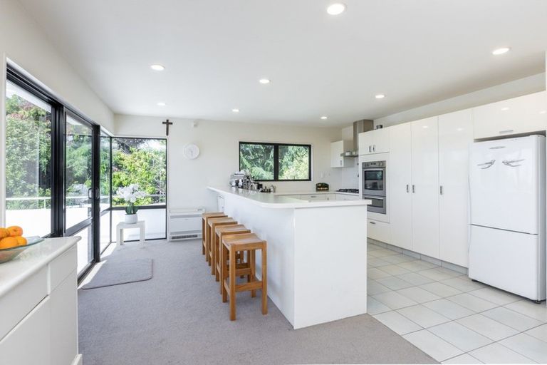 Photo of property in 116 Puketapu Road, Taradale, Napier, 4112