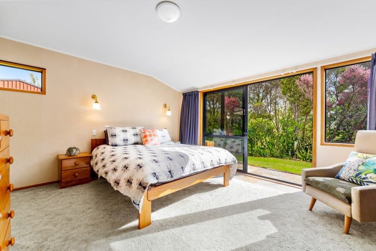 Photo of property in 817 Kaipara Flats Road, Kaipara Flats, Warkworth, 0981