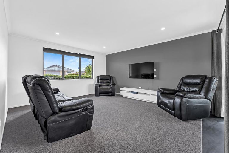 Photo of property in 1 Helenvale Crescent, Pokeno, 2402