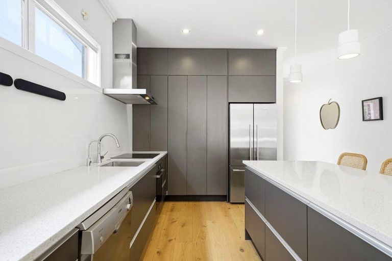 Photo of property in 19 Harakeke Road, Hobsonville, Auckland, 0616
