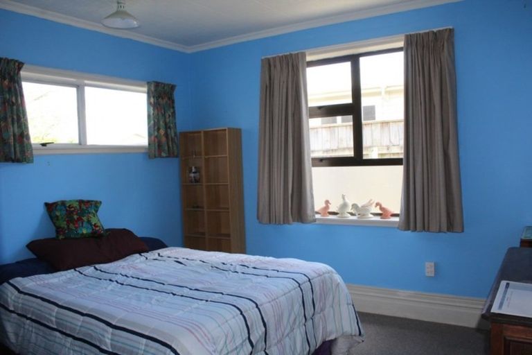 Photo of property in 16 Grant Street, Dannevirke, 4930