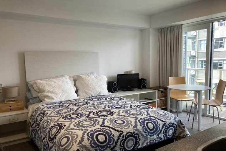 Photo of property in The Peak Apartments, 1001/170 Taranaki Street, Te Aro, Wellington, 6011