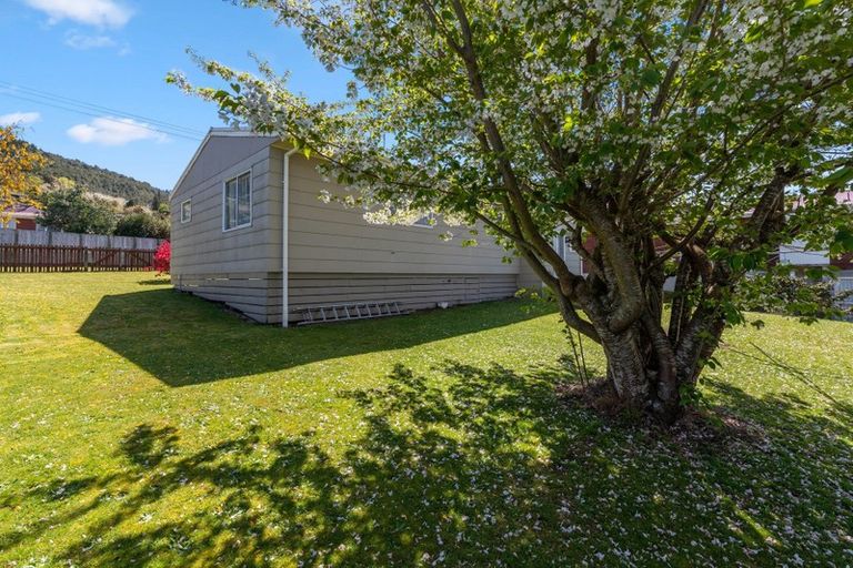 Photo of property in 84 Gordon Road, Western Heights, Rotorua, 3015