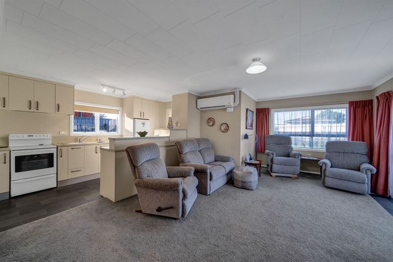 Photo of property in 201 Parklands Avenue, Bell Block, New Plymouth, 4312