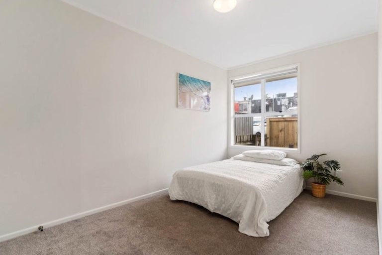 Photo of property in 3/2 Browns Road, Manurewa, Auckland, 2102