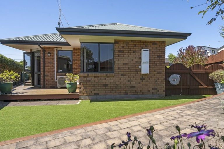 Photo of property in 6 Whalers Rise, Whalers Gate, New Plymouth, 4310