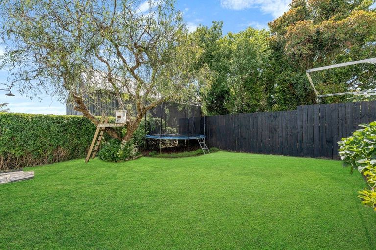 Photo of property in 44 Mozeley Avenue, Devonport, Auckland, 0624