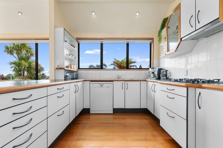 Photo of property in 2 Mahoe Street, Matua, Tauranga, 3110