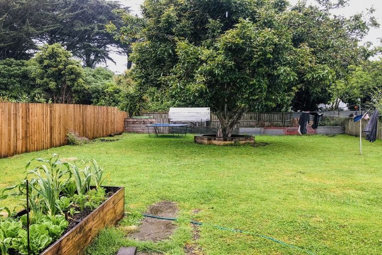 Photo of property in 73 Harper Street, Gonville, Whanganui, 4501