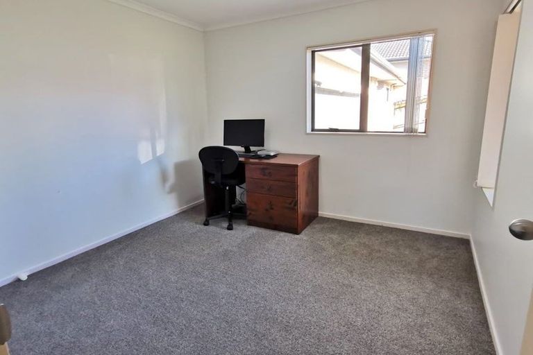 Photo of property in 39 Westglen Place, Ranui, Auckland, 0612