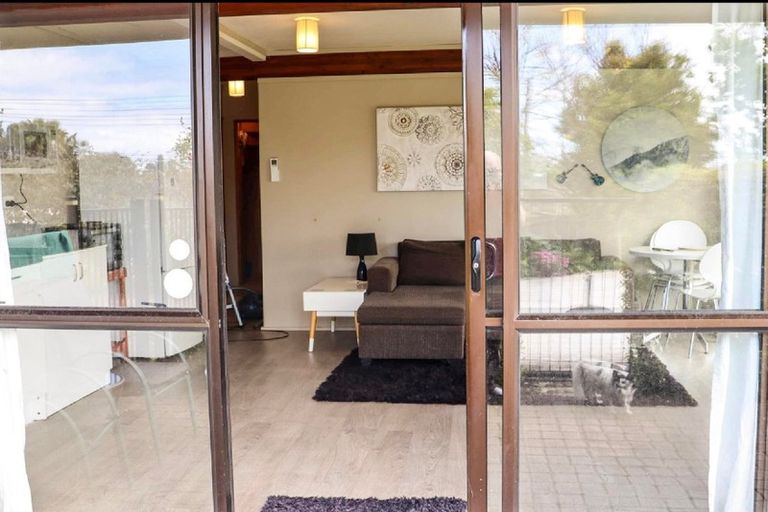 Photo of property in 2/2 Watea Road, Torbay, Auckland, 0630