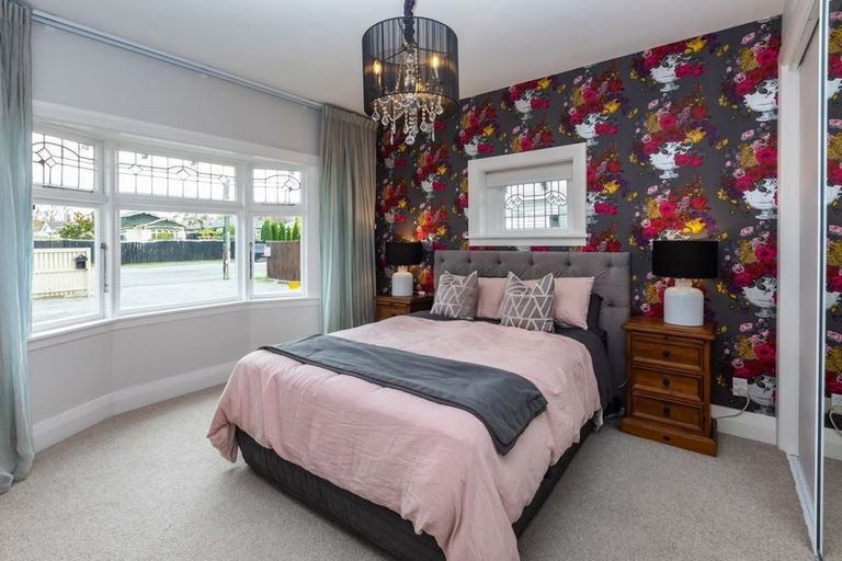 Photo of property in 74 Selwyn Street, Somerfield, Christchurch, 8024