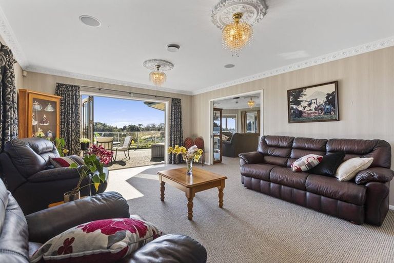 Photo of property in 9a Manukaka Heights, Hurdon, New Plymouth, 4310