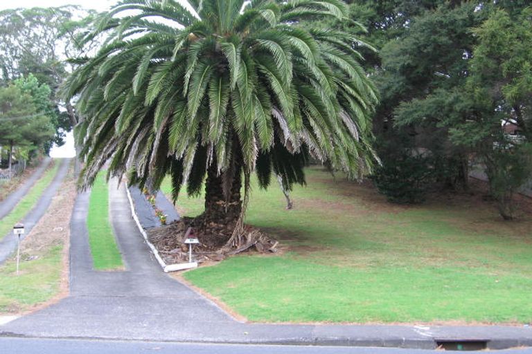 Photo of property in 82 Millbrook Road, Henderson, Auckland, 0612