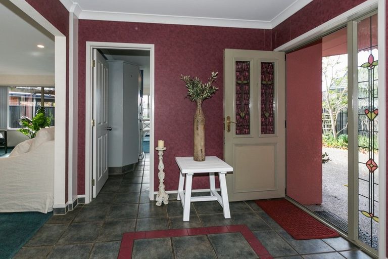 Photo of property in 5 Kentia Place, Havelock North, 4130