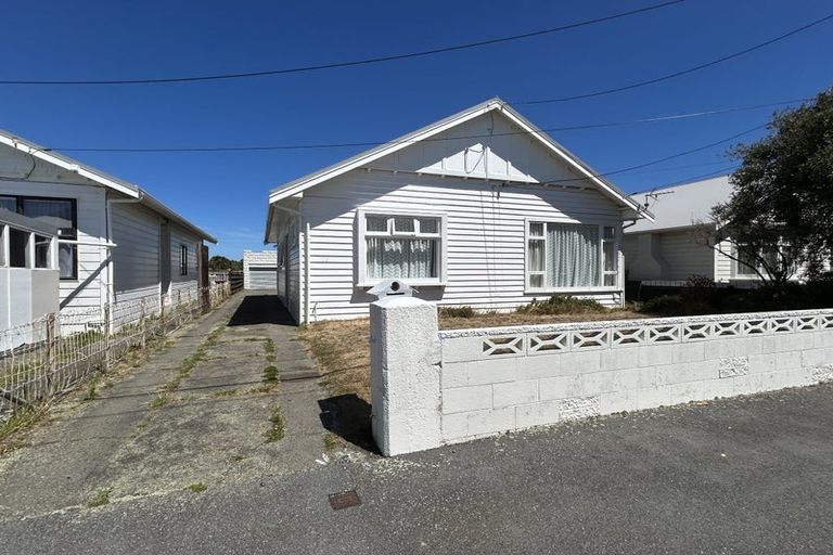 Photo of property in 126 Coutts Street, Kilbirnie, Wellington, 6022