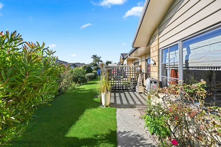 Photo of property in Bramley Gardens, 3/46 Turnbury Court, Rototuna, Hamilton, 3210