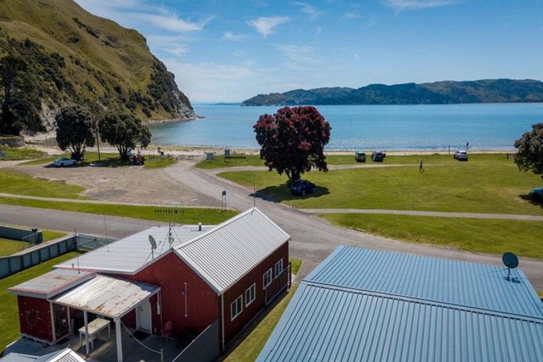 Photo of property in 151 Newcastle Street, Mahia, 4198