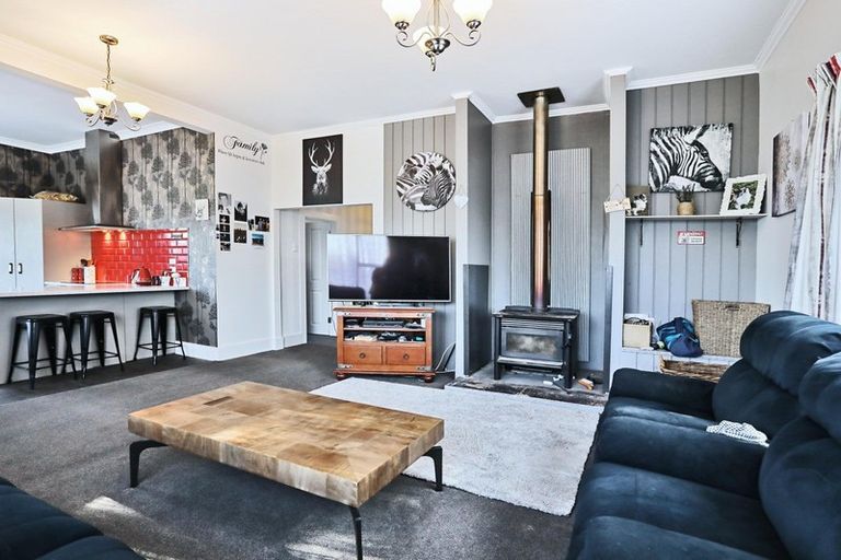 Photo of property in 124 Moulson Street, Strathern, Invercargill, 9812