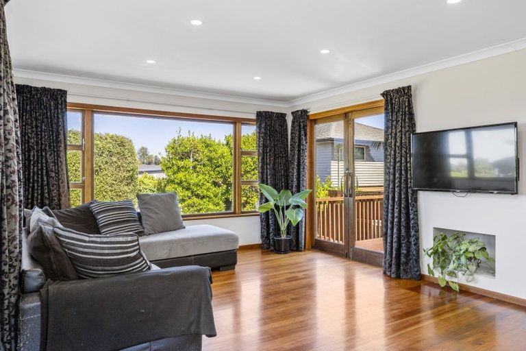 Photo of property in 60 Taharepa Road, Hilltop, Taupo, 3330
