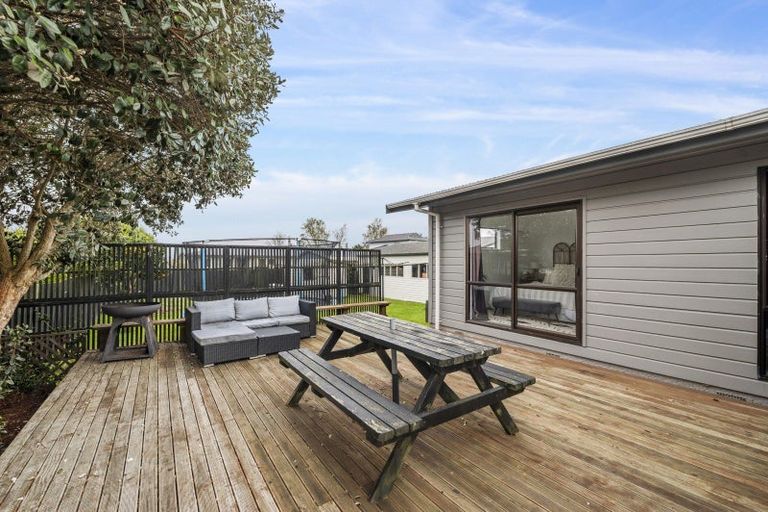 Photo of property in 11 Browning Crescent, Owhata, Rotorua, 3010