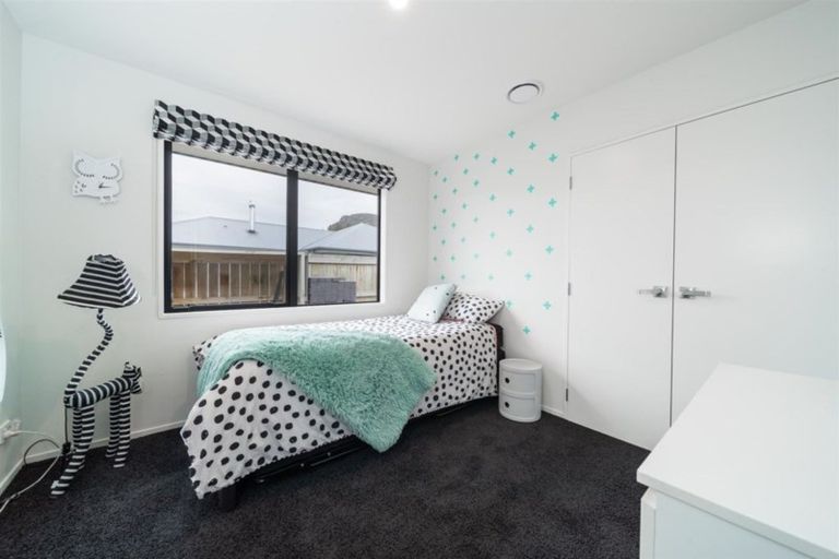 Photo of property in 8 Quinnat Street, Albert Town, Wanaka, 9305