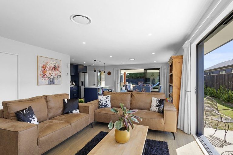 Photo of property in 16 Cherry Avenue, Darfield, 7510